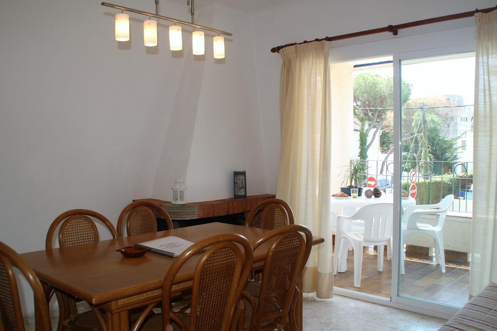 Apartaments Ocean Canada Castell-Platja d’Aro Exterior foto