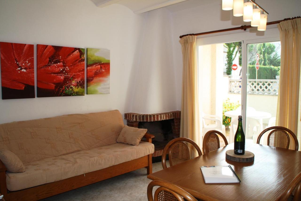Apartaments Ocean Canada Castell-Platja d’Aro Exterior foto